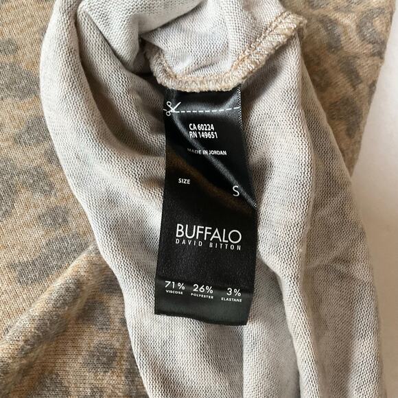 Buffalo by DavidBitton Women Long Sleeve Crewneck Knit Blouse size S,Leopard Tan - Picture 6 of 7